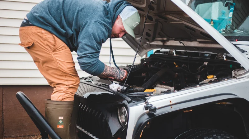 Checking car fluid level